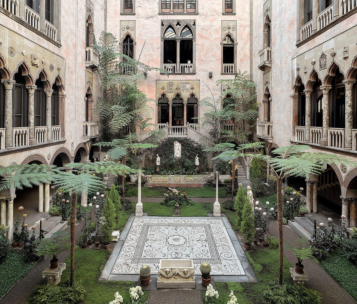 Courtyard garden